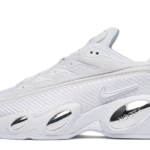 nike vaporwaffle sacai black white (copy)