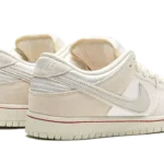 nike dunk low medium olive (copy)