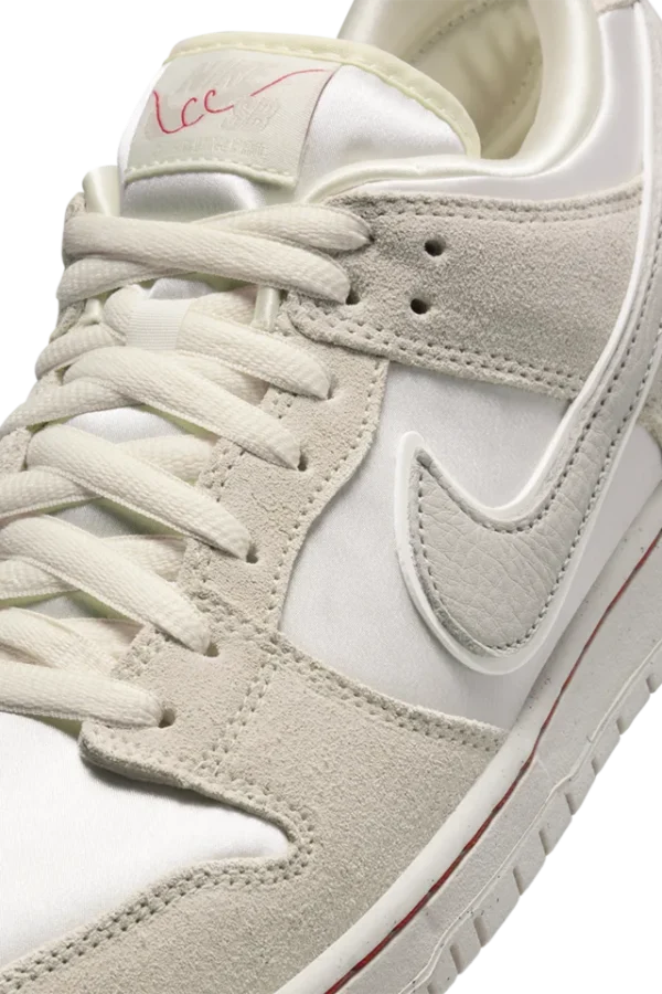 nike dunk low medium olive (copy)