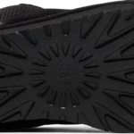ugg lowmel sand (copy)