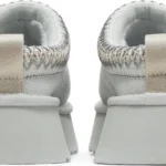 ugg tazz black (copy)