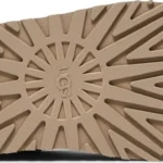 ugg tazz seal (copy)