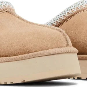 ugg tazz sand