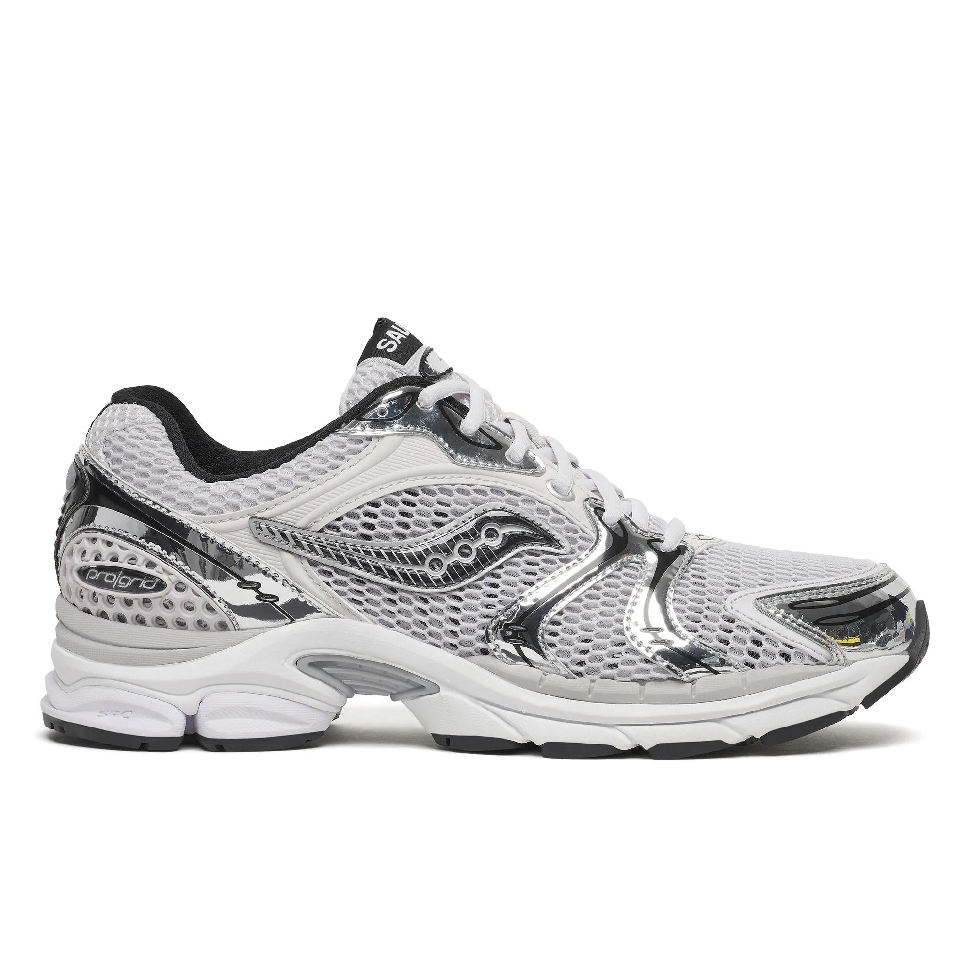 saucony triumph4 fog black